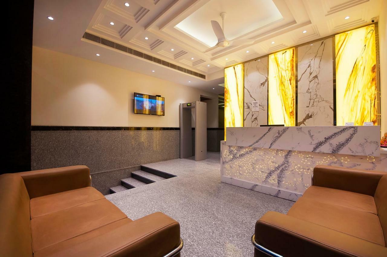 Hotel Z Suites- Delhi Igi Airport Нью-Дели Экстерьер фото